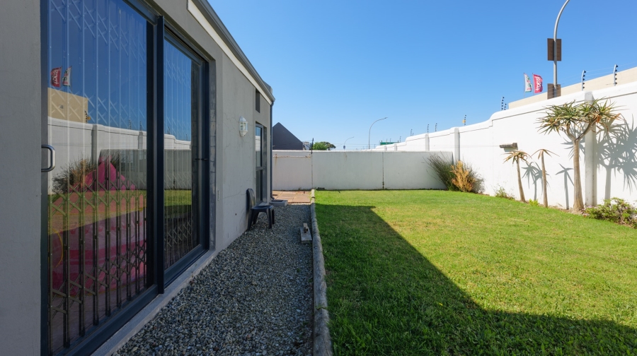 2 Bedroom Property for Sale in Bredasdorp Western Cape